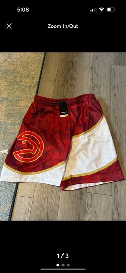 New Men’s Mitchell & Ness Atlanta Hawks Year Of The Tiger NBA Shorts Size Large