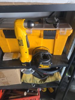 12v Dewalt drill
