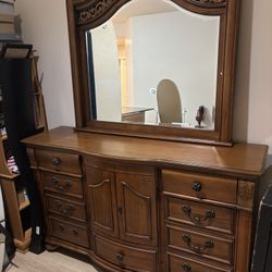 Dresser With Mirror And Mini Dresser