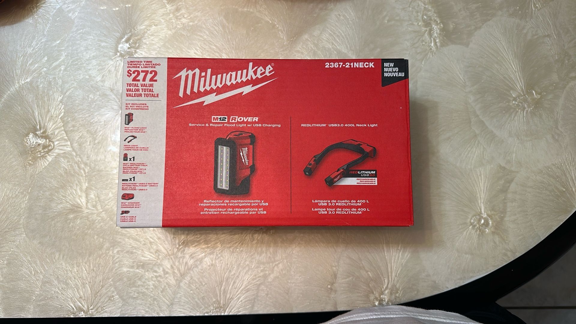 Milwaukee 2367-21NECK M12 Service and Repair Flood Light with Rechargeable Neck Light Kit (1.5Ah Battery and Charger)