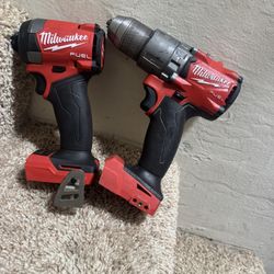 2 Taladros Milwaukee 