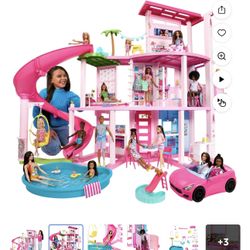 Barbie Casa de Muñecas y Set de Juego Dreamhouse Pool Party con Más de 75 Piezas, 45 Pulgadas, Tobogán y Elevador para Cachorros