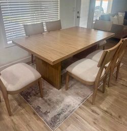 Dining table set w/ 6 chairs
