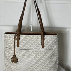 MICHAEL KORS💥Vintage~Limited💥Signature Canvas Coated Leather Tote no. CD-1612