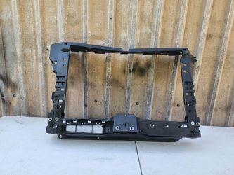 2016-2018 Volkswagen Jetta Radiator Support OEM