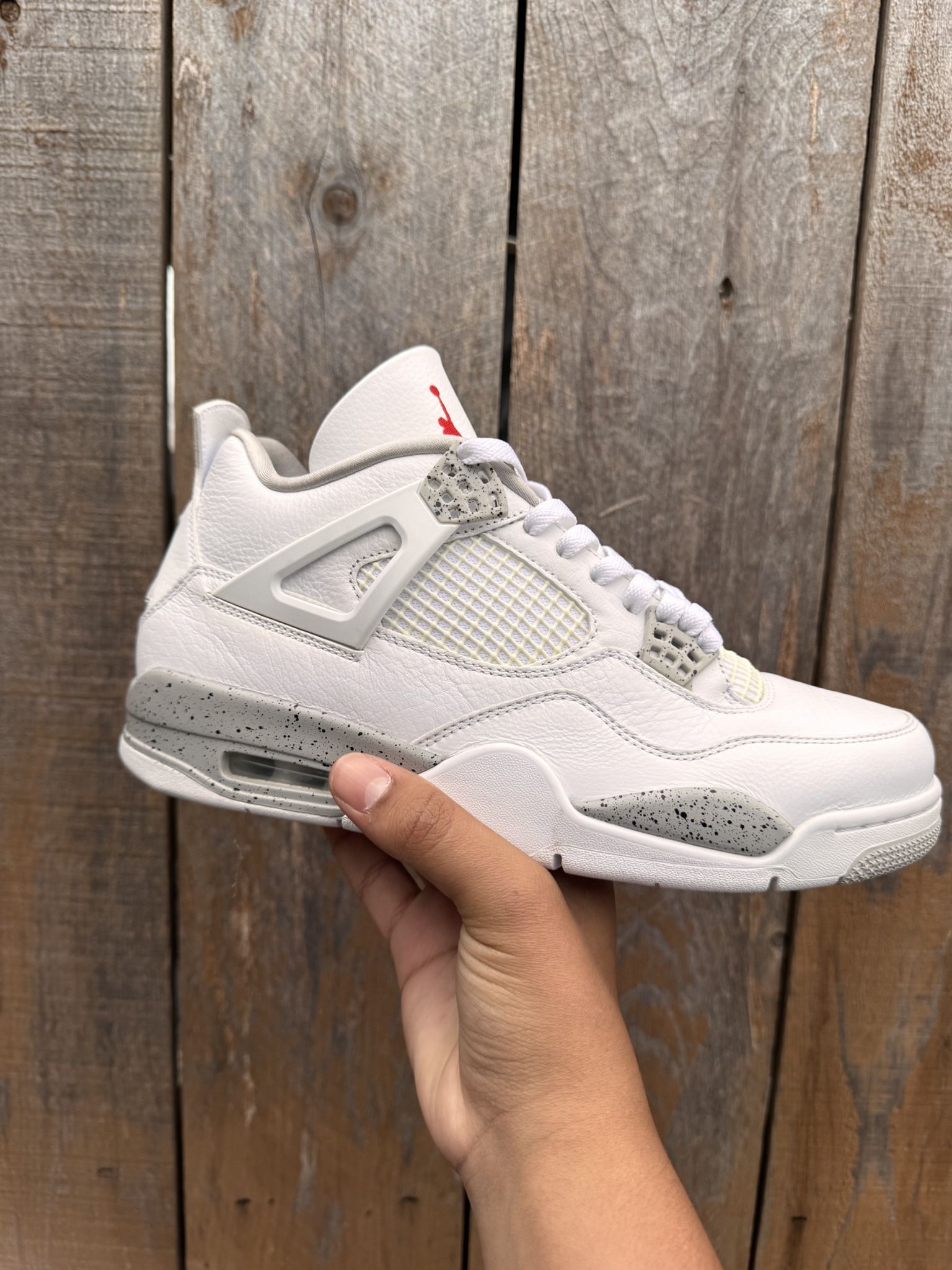 Jordan 4