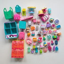 Shopkins bundle (Brooklyn Park)