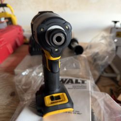 Dewalt dcf845