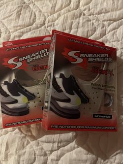 Shoe Shields Color gray 