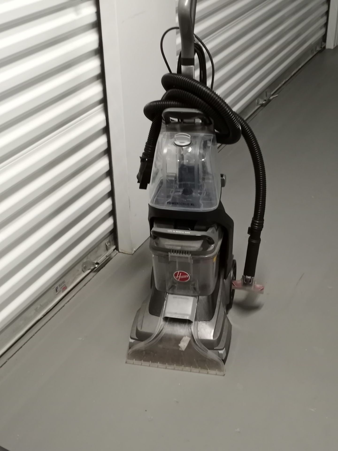 Hoover PowerScrub XL