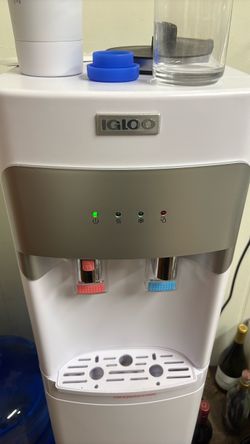 Igloo Bottom Load Water Dispenser