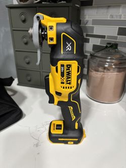 Dewalt XR Multi Tool