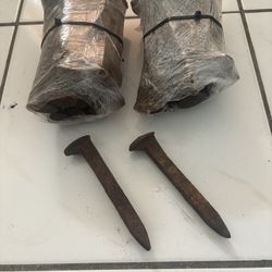 Clavos de linea de Tren 