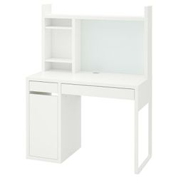 White Ikea Micke Desk