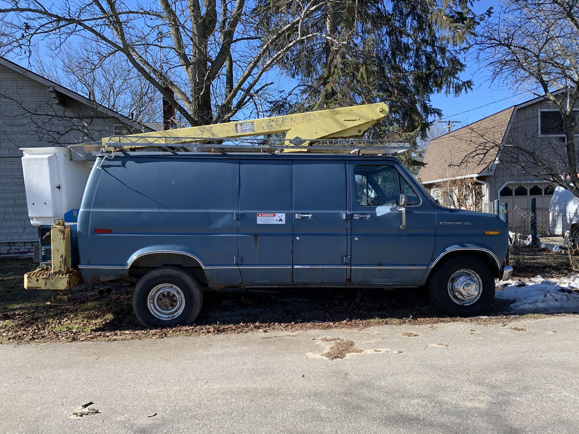 1988 Ford E-350