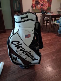 Cleveland Golf Leathet Tour Bag