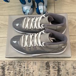 Jordan 11 Cool Grey Size 10