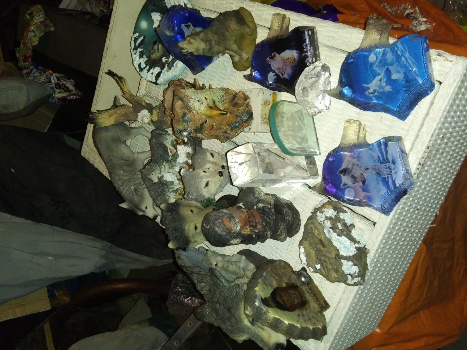 Huge Lot of Very Realistic Indian & Wolf Decor