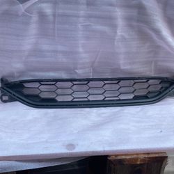 16-18 Crv Lower Grill