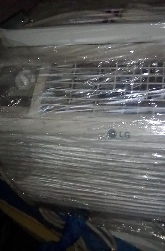 LG Air Conditioner 