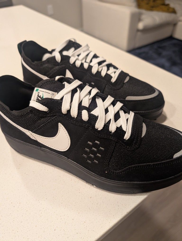 Nike C1ty
