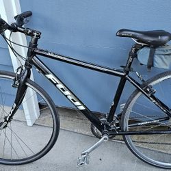 Fuji 3.0 Absolute Hybrid Bike - 24 speed decent shape 

