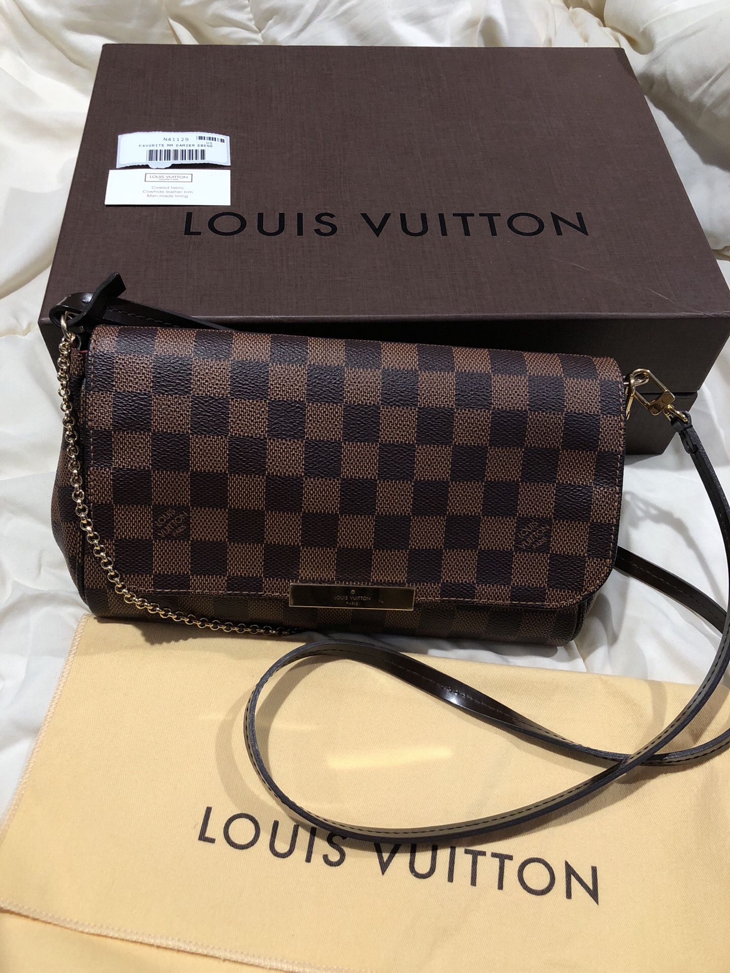 Authentic Louis Vuitton Favorite PM Damier for Sale in Berkeley, CA -  OfferUp