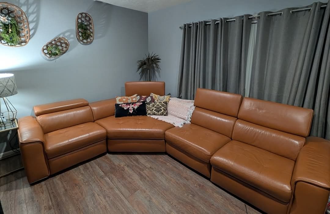 KOPERVIK - Beautiful Leather Sectional Sofa For Sale