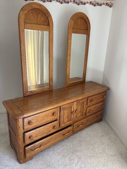 Double mirror oak dresser