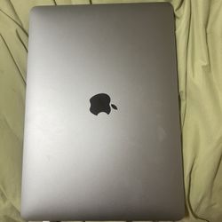 MacBook Pro 13