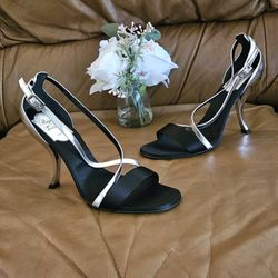 Women's Roger Vivier Metallic Silver Black Satin Luxury Buckle Sandals Heels Size 7 US 