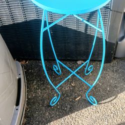 Small Table / End Table / Plant Stand / Plant Table