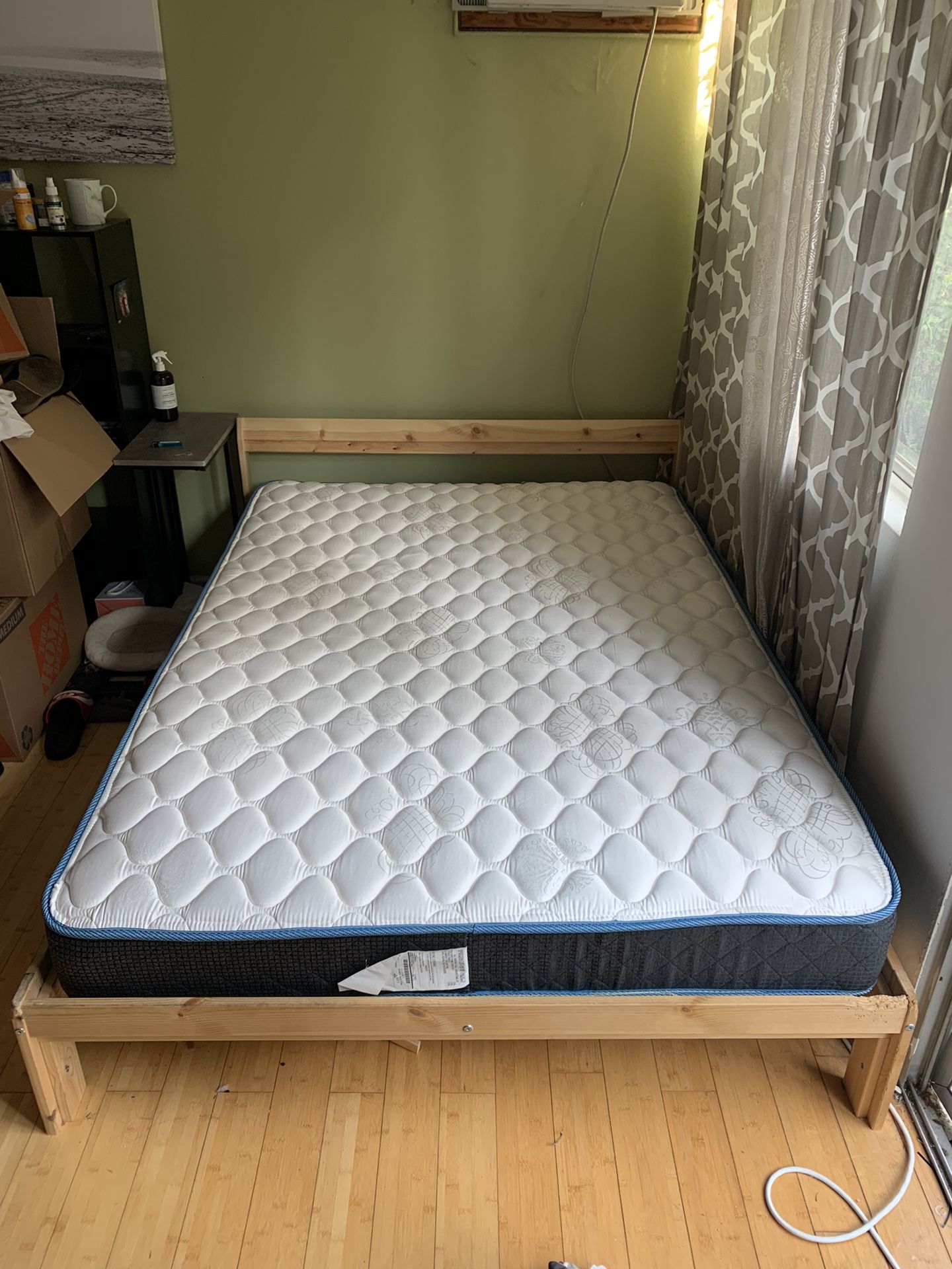 IKEA Bed frame and Like New Mattress