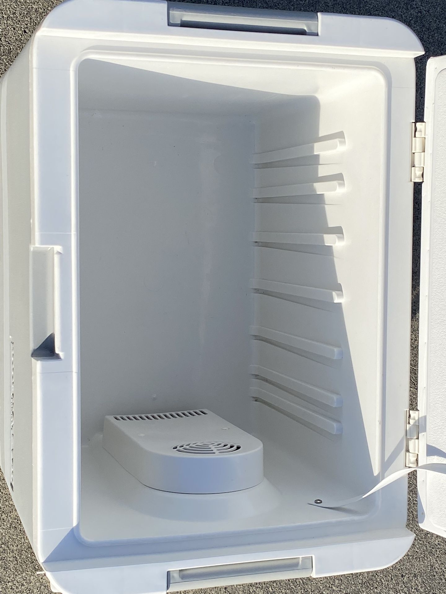 Igloo Koolmate 40 for Sale in Auburn, WA OfferUp