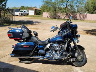 Like new Harley. 6600 miles