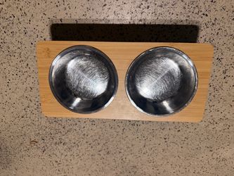 Elevated Double Dog Bowl Stand w/ 2 Stainless Bowls