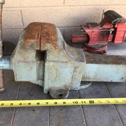 Big Columbian 4” Bench Vise 