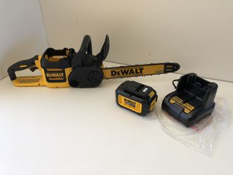 DEWALT 16 in. 40-Volt MAX Lithium-Ion Cordless Brushless Chainsaw w/ (1) 4.0 Ah Battery Pack and Charger