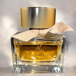 My burberry women Perfume used very little 3.0fl