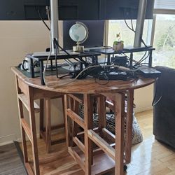 Portable Island/Table & 2 Stools