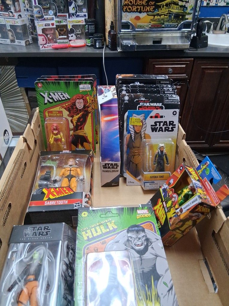 Star Wars And X Men Figures 