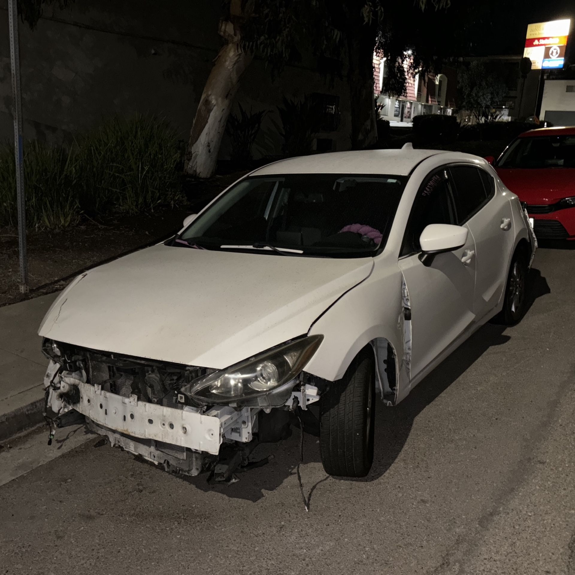 2014 Mazda 3 Hatchback Courtier