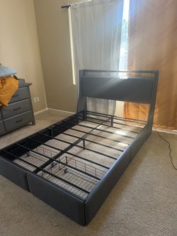 Queen bed