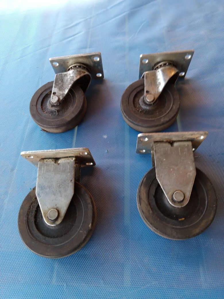 4 Caster Wheels 4in