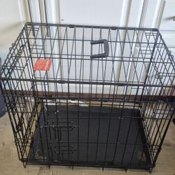 Small Dog Crate (24"x19")