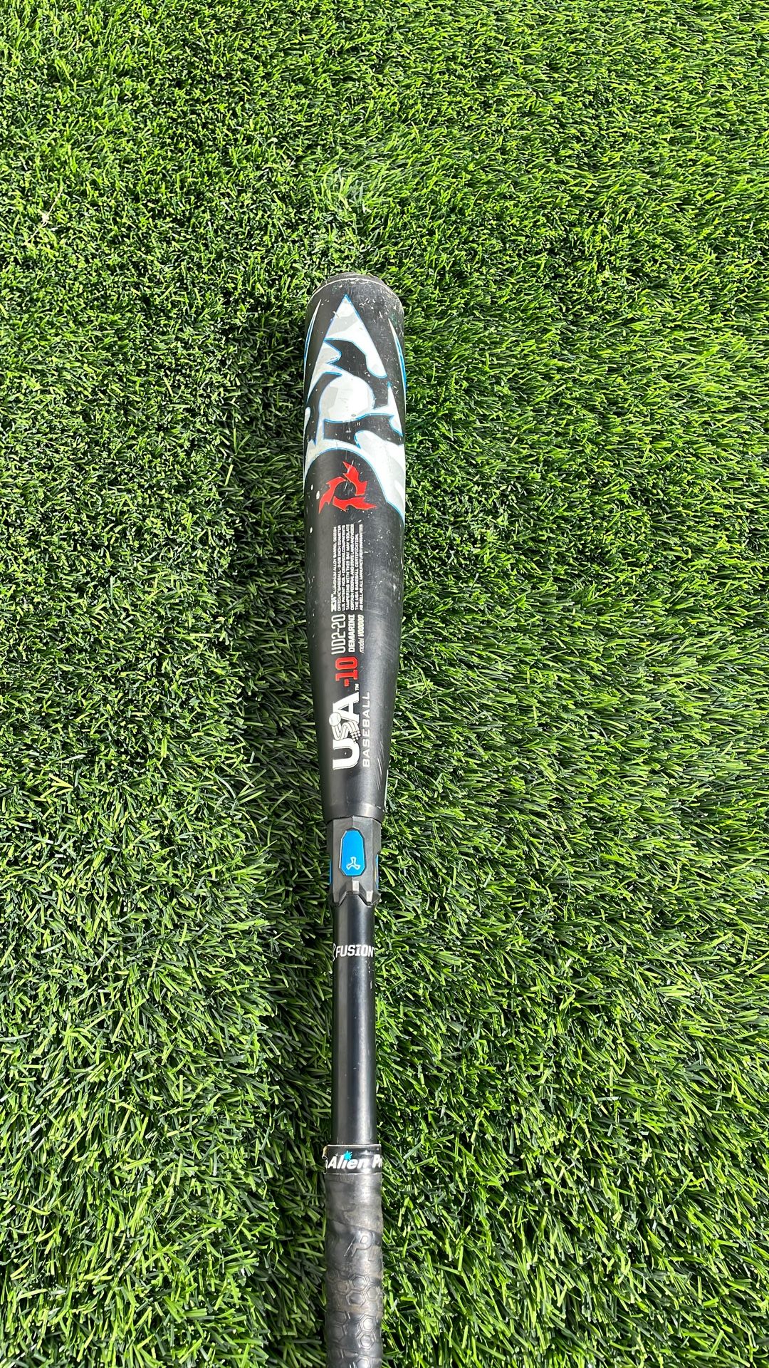 Used in good condition Demarini  voodoo USA 31/21 oz drop 10
