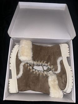 Boots size 8 women