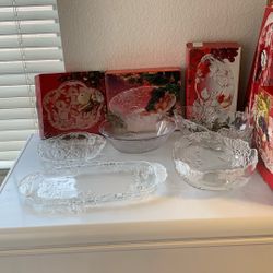 5 Piece Vintage Mikasa Christmas Crystal Bowls And Tray