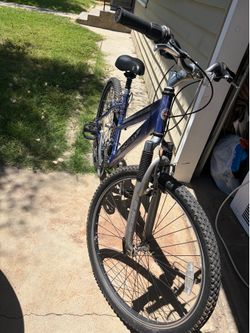 Schwinn Women’s mountain bike