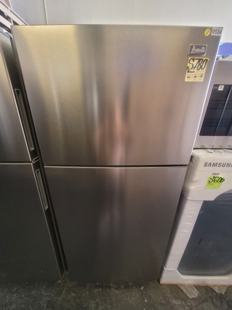Refrigerator Avanti